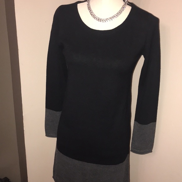 Sweater dress. - Picture 4 of 11